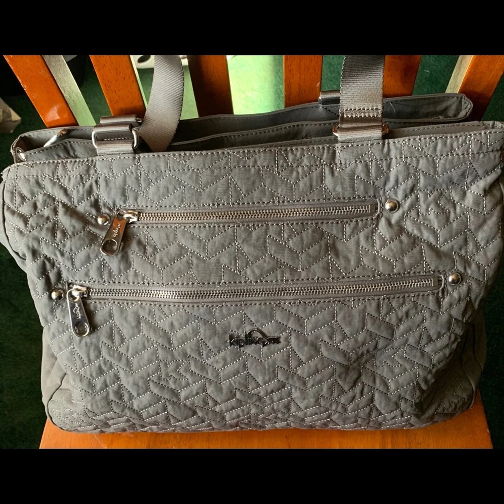 COPY - Kipling travel tote - Picture 1 of 5